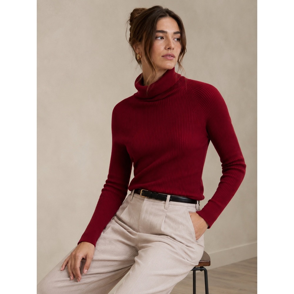 Banana Republic‎ Women's Red Ribbed Turtleneck Sweater Long Sleeve Pullover- S